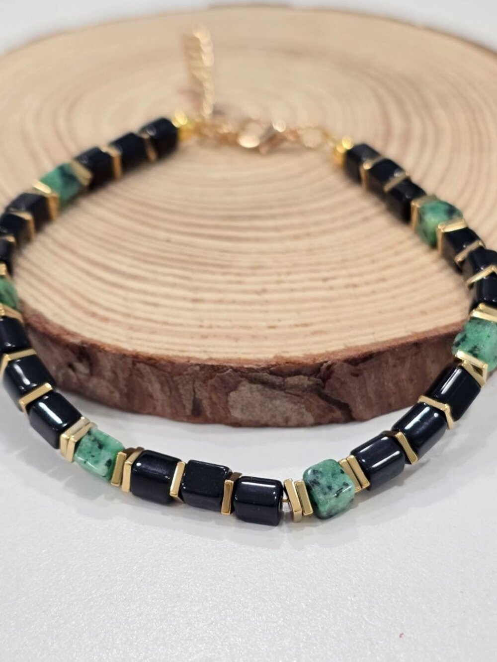 Handmade ✦ Black Onyx & Dragons Blood Stone Bracelet ✦ Gold Hematite Adjustable - Picture 2 of 11